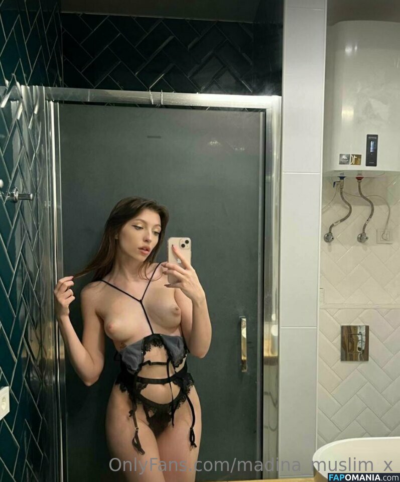 madina_muslim_x / u__m__x Nu OnlyFans  Foto vazada #15