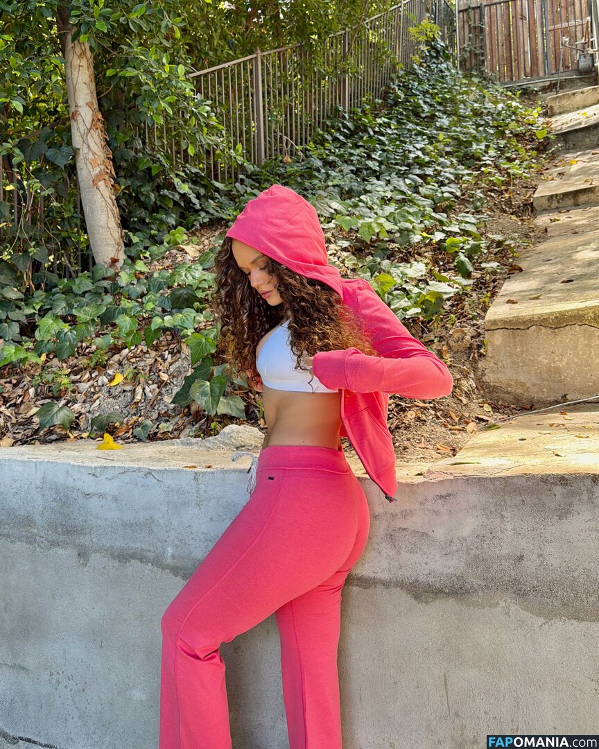 Madison Pettis / madisonpettis Nu OnlyFans  Foto vazada #577