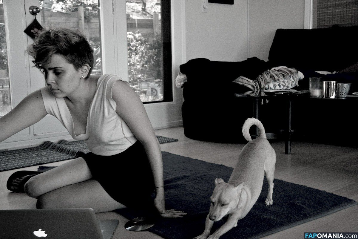 Mae Whitman / mistergarf Nu OnlyFans  Foto vazada #6