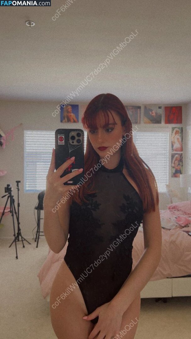 Magazine.rooster / Maggie Roscher Nu OnlyFans  Foto vazada #16