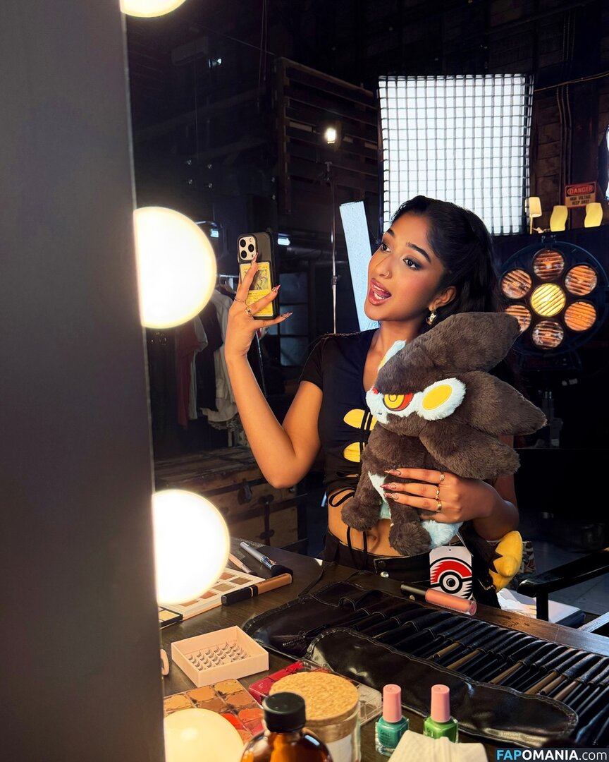 Maitreyi Ramakrishnan / maitreyiramakrishnan / ramakrishnannn Nu OnlyFans  Foto vazada #1