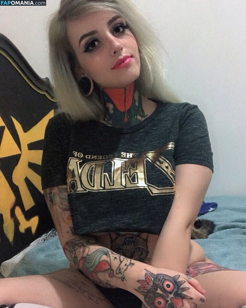 Majora Suicide / majorafox Nu OnlyFans  Foto vazada #1