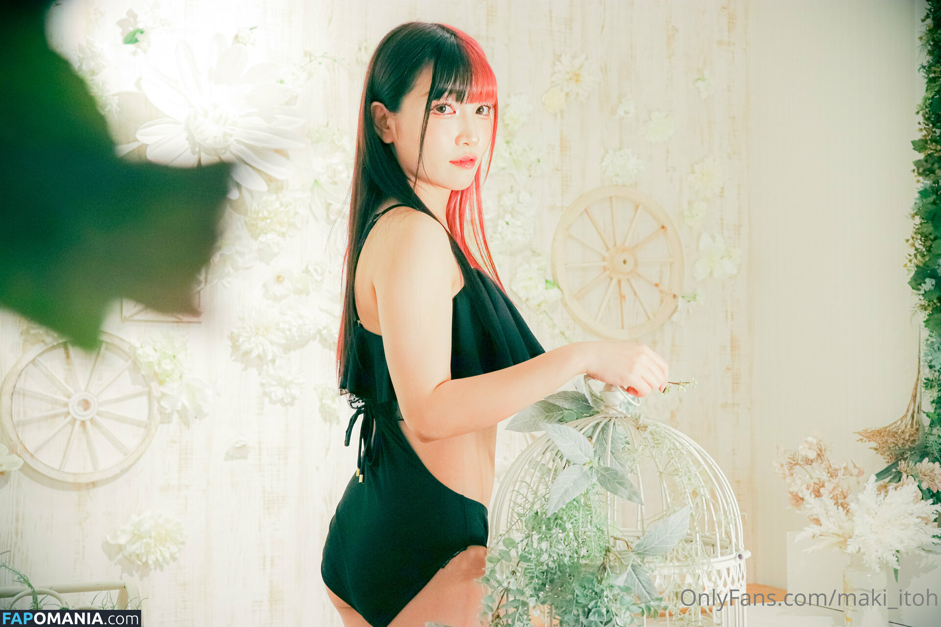 Maki Itoh / maki_itoh / makifuckingitoh Nu OnlyFans  Foto vazada #9