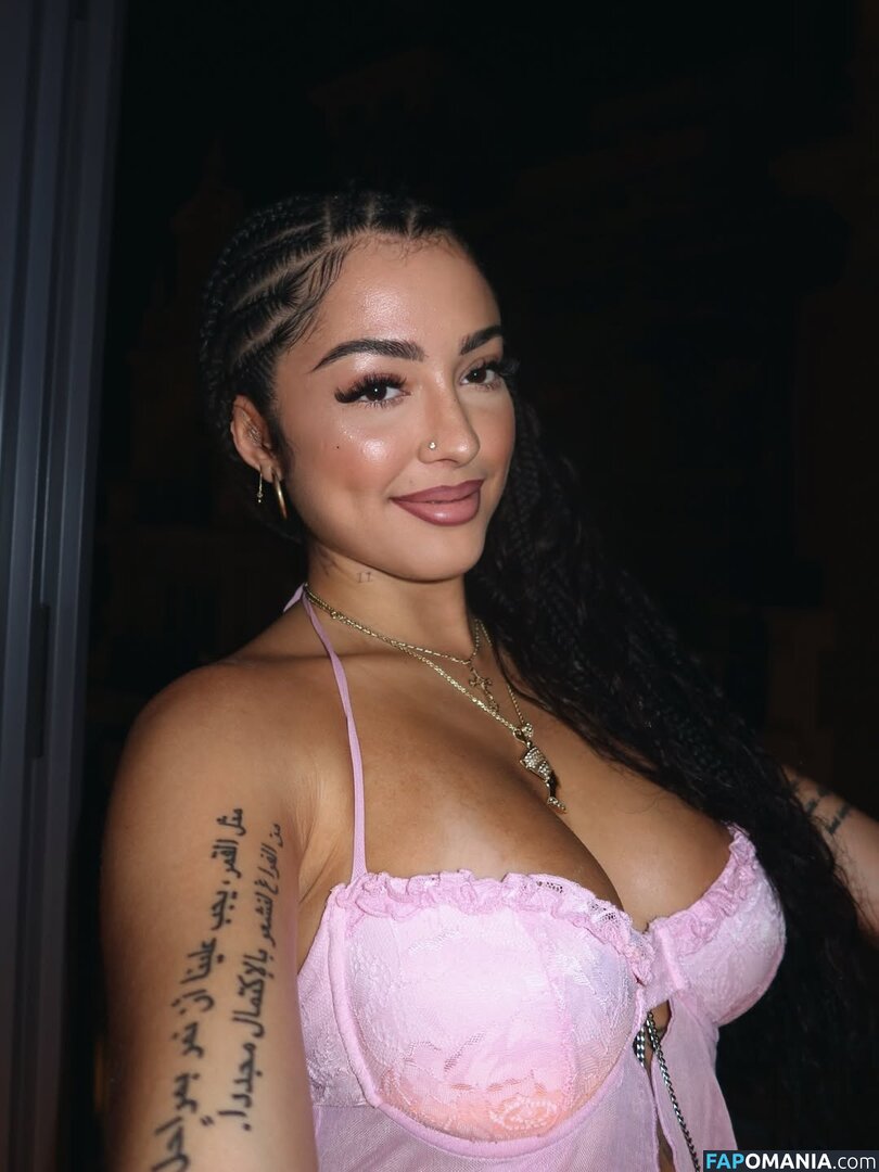 Malu Trevejo / malutrevejo / malutrevejo18 Nu OnlyFans  Foto vazada #117