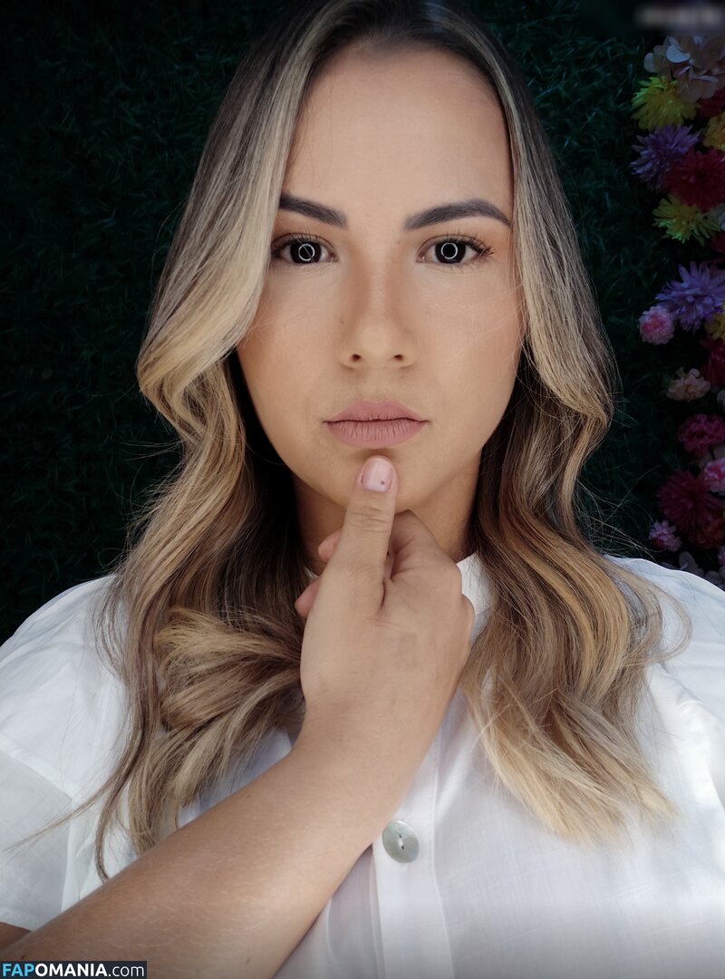 malu.oficial05 / maluoficial05 / u120990821 Nu OnlyFans  Foto vazada #1