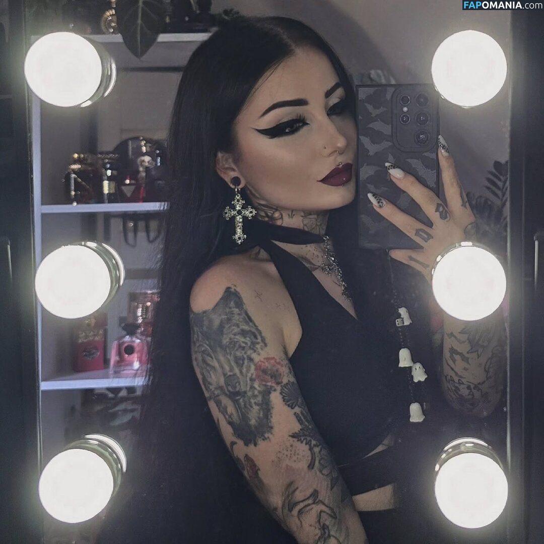 Marciasrarcia / Marta M. Nu OnlyFans  Foto vazada #10