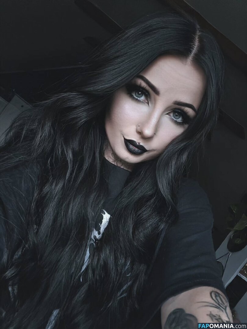 Marciasrarcia / Marta M. Nu OnlyFans  Foto vazada #15