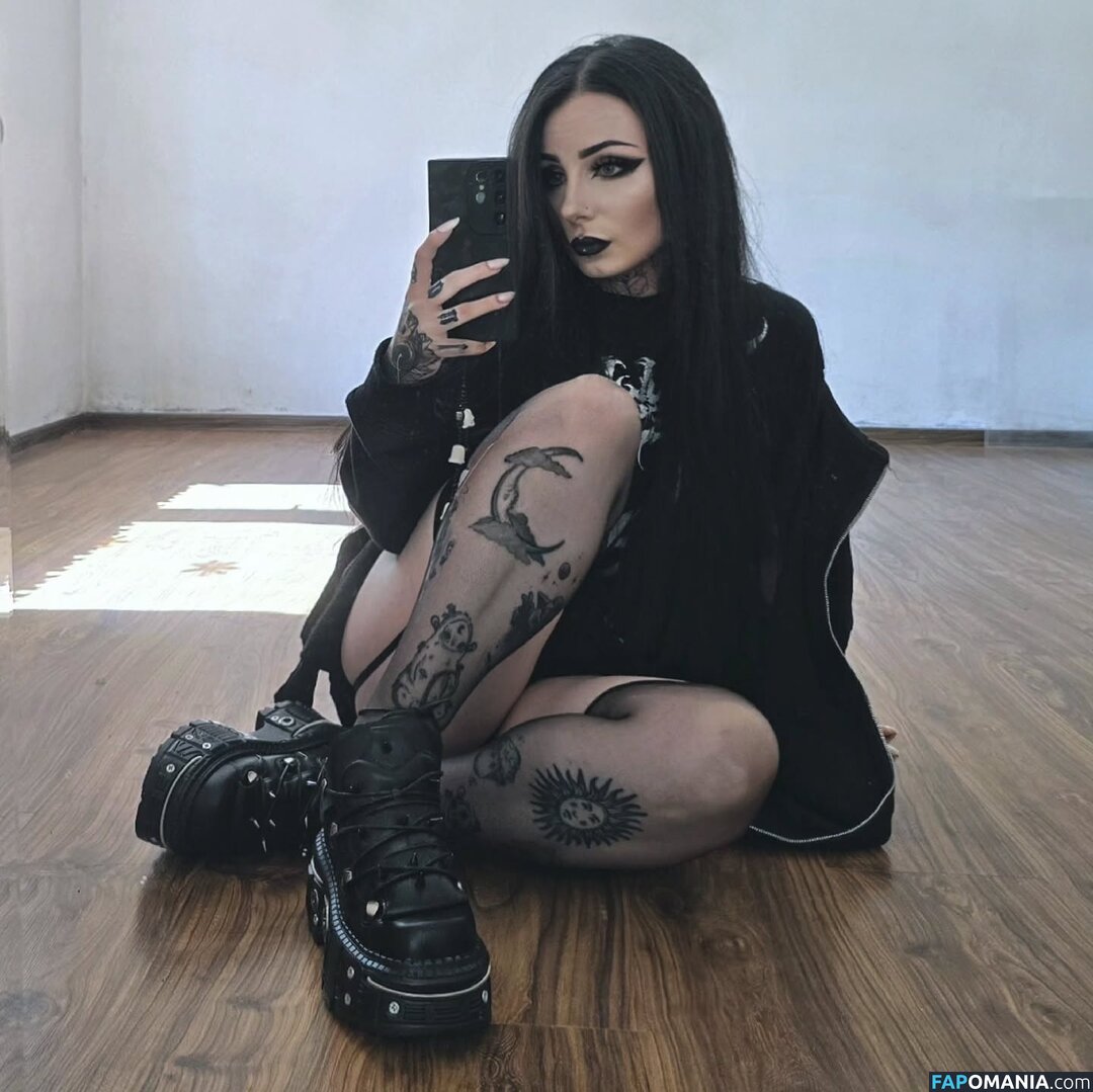 Marciasrarcia / Marta M. Nu OnlyFans  Foto vazada #19