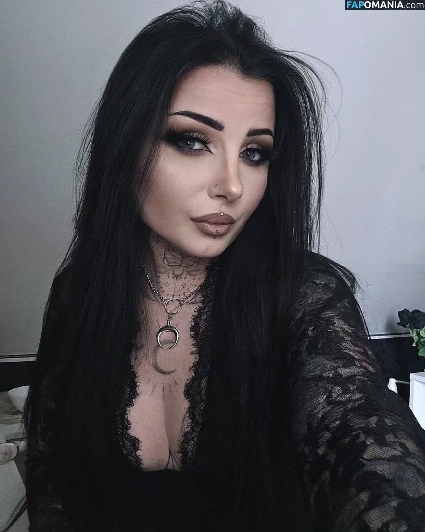 Marciasrarcia / Marta M. Nu OnlyFans  Foto vazada #22