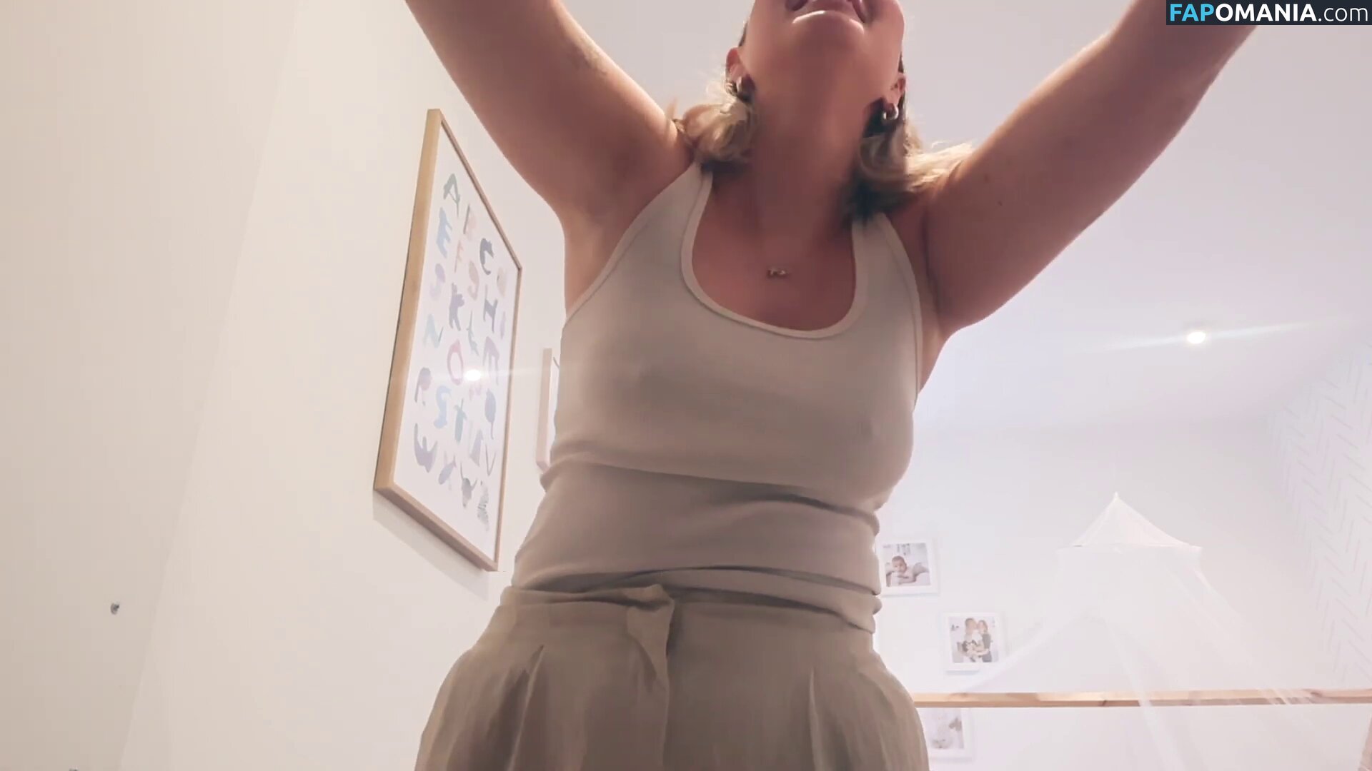 Maren Wolf / jellwolffree / marenwolf Nu OnlyFans  Foto vazada #2081