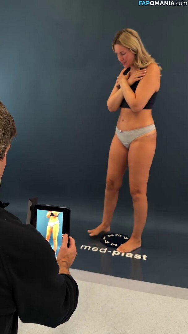 Maren Wolf / jellwolffree / marenwolf Nu OnlyFans  Foto vazada #2168