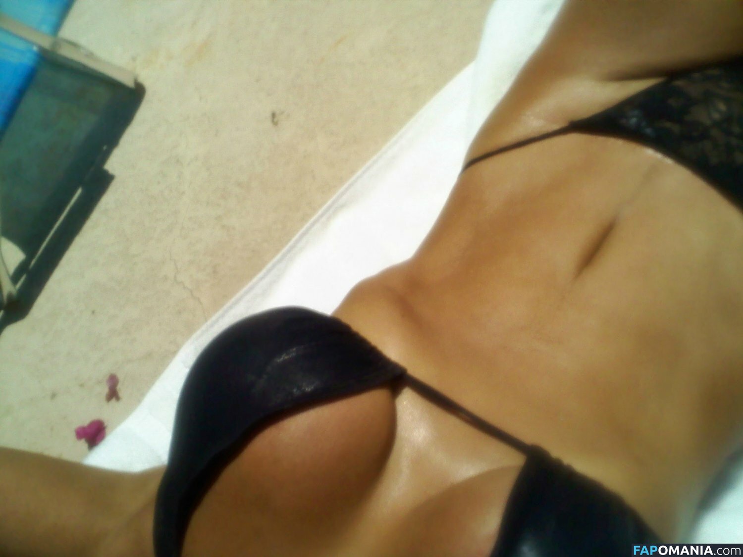 Margie / margie_rasri / margiiee69 Nu OnlyFans  Foto vazada #4