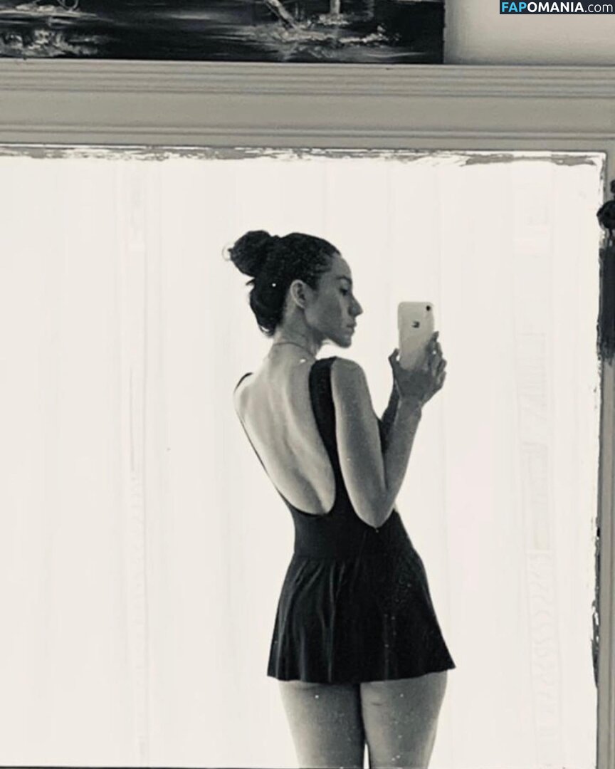 Maria Andrea / andreamezac / https: Nu OnlyFans  Foto vazada #15