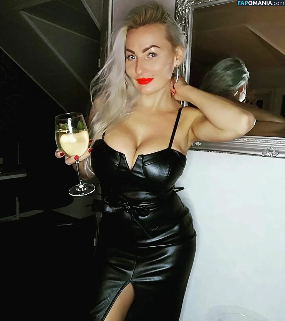 Marika Fingerroos / MarikaFinkku / fingerroos.marika / marikafingerroos Nu OnlyFans  Foto vazada #36