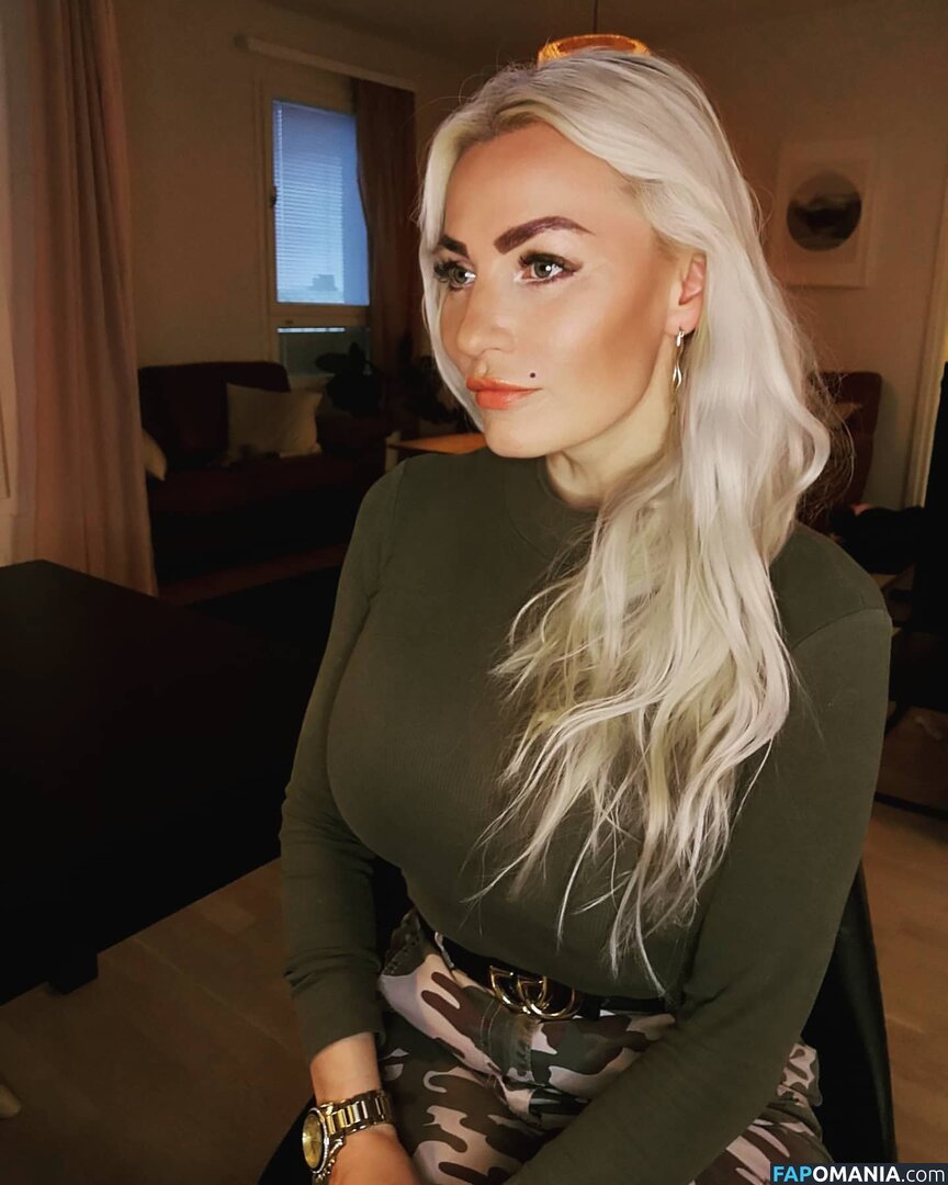 Marika Fingerroos / MarikaFinkku / fingerroos.marika / marikafingerroos Nu OnlyFans  Foto vazada #50