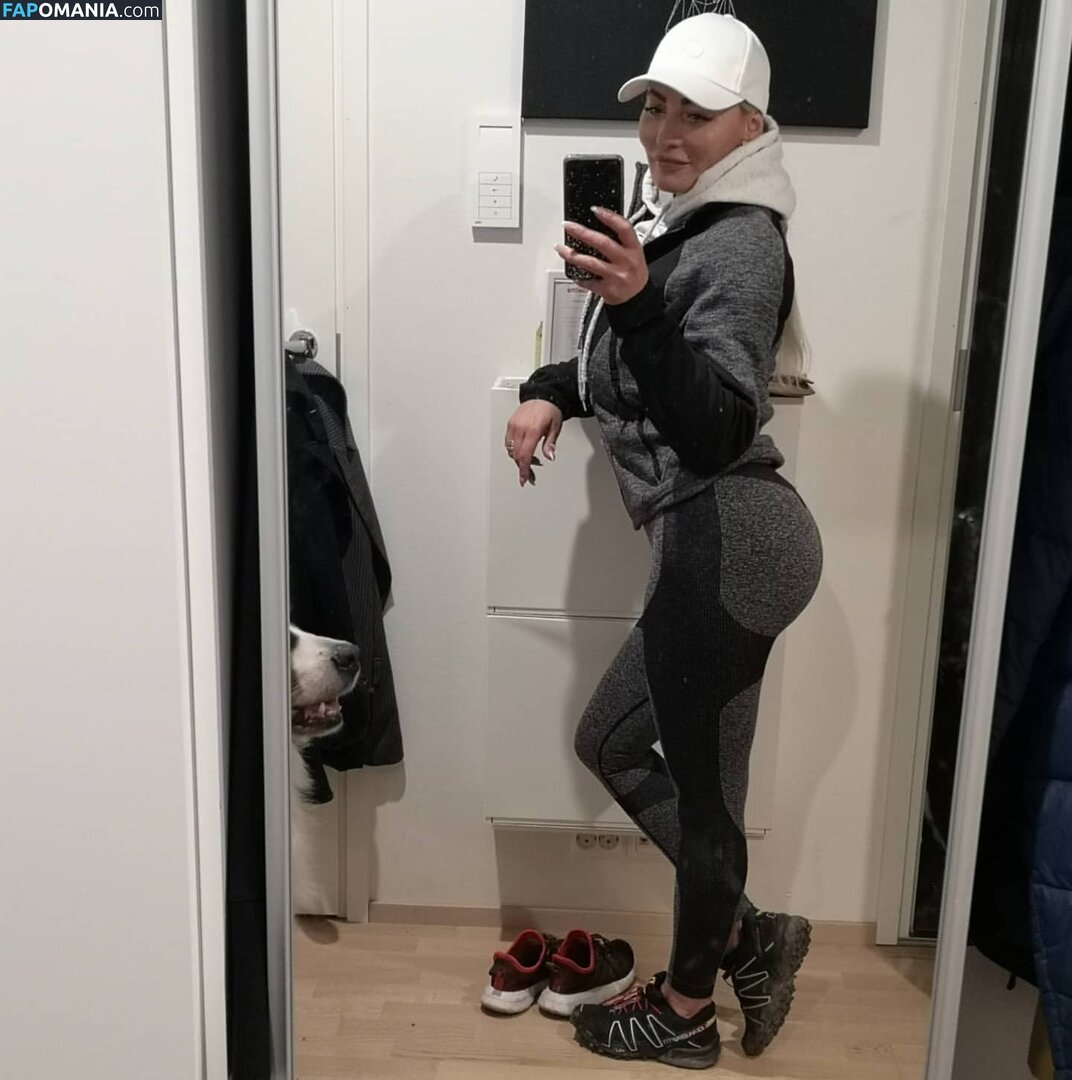 Marika Fingerroos / MarikaFinkku / fingerroos.marika / marikafingerroos Nu OnlyFans  Foto vazada #54