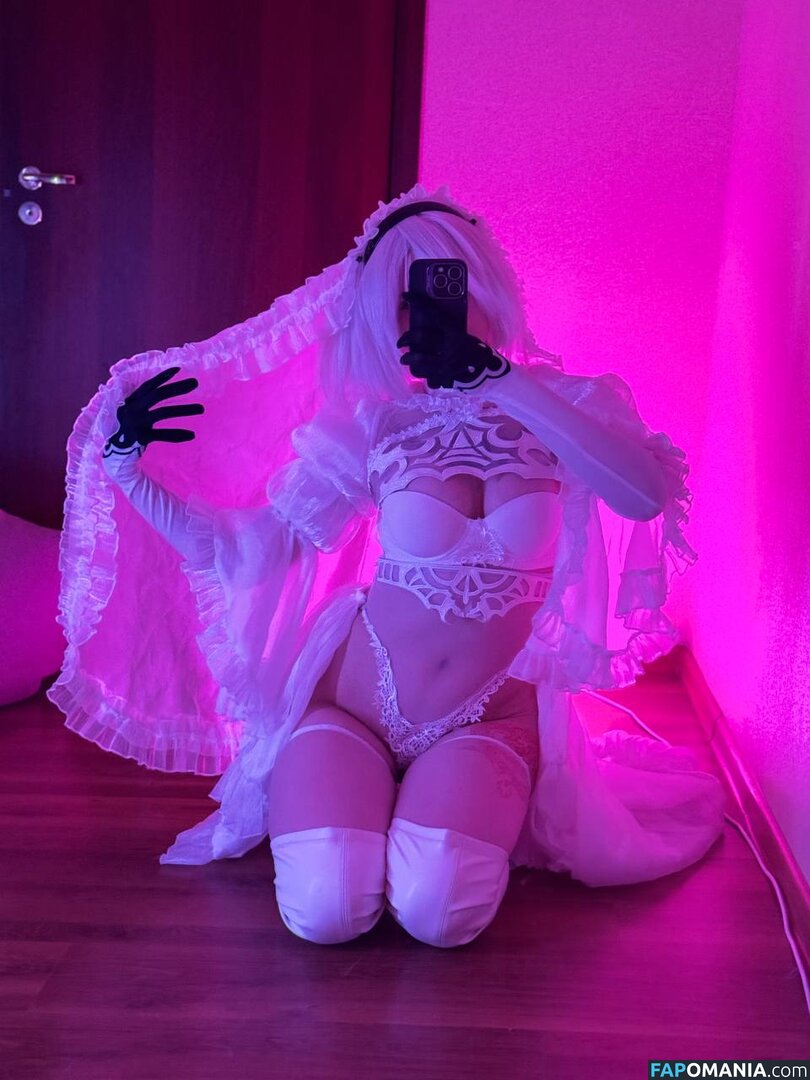 MarikoMarthy / _mariko_ / emilymariko Nu OnlyFans  Foto vazada #5