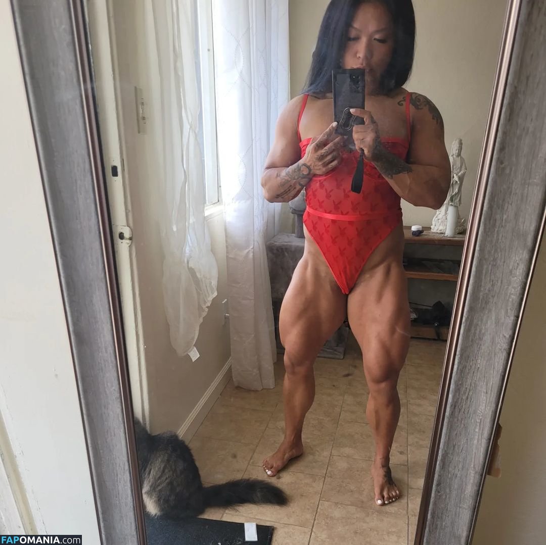 Marilyn Yee Tong / Tiny tank / tinytank Nu OnlyFans  Foto vazada #5