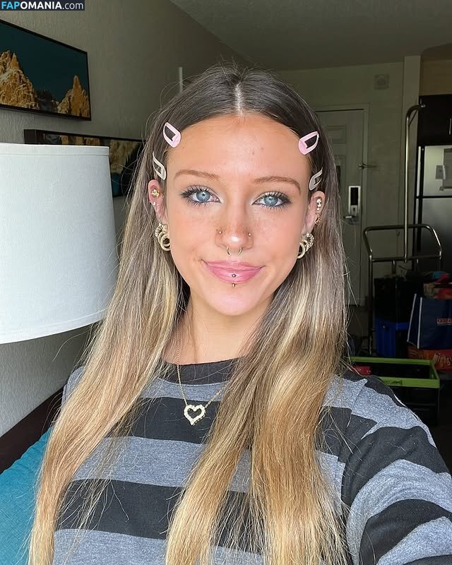 Marin.g444 / maring444 Nu OnlyFans  Foto vazada #4