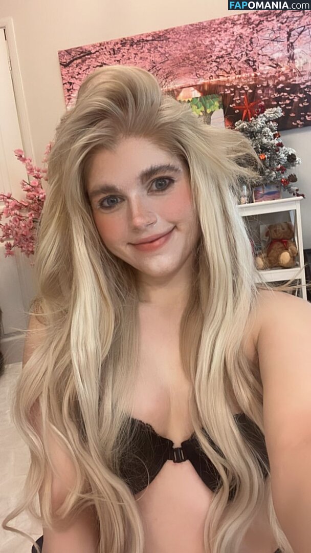 Marina Joyce / marinamewmeow Nu OnlyFans  Foto vazada #1