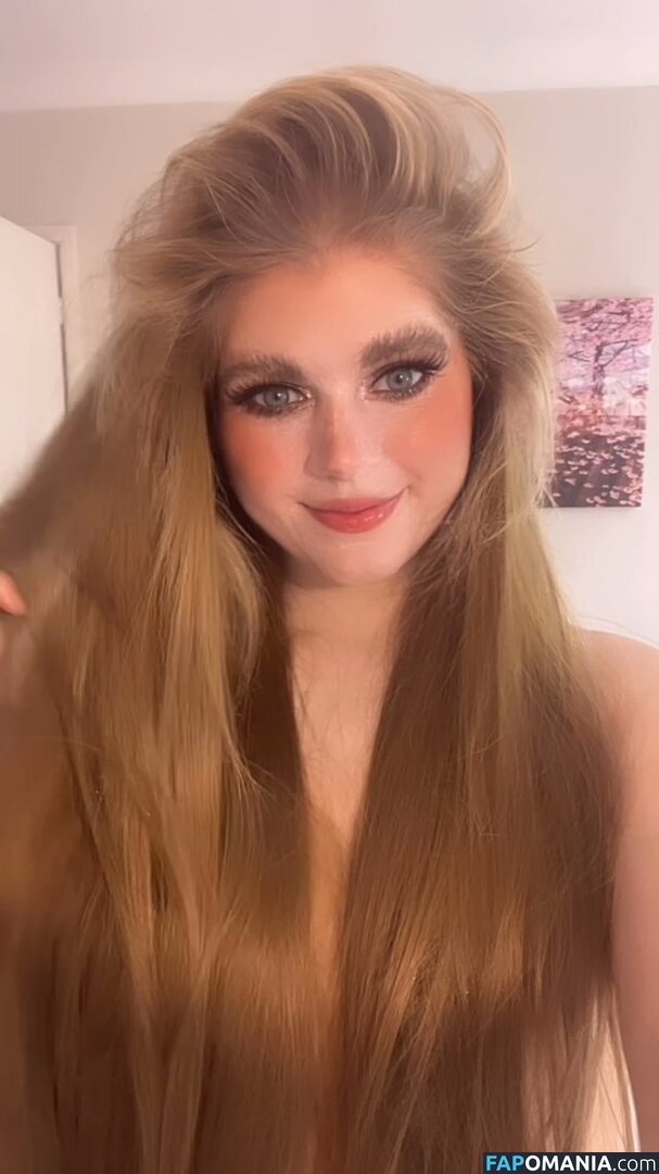 Marina Joyce / marinamewmeow Nu OnlyFans  Foto vazada #3