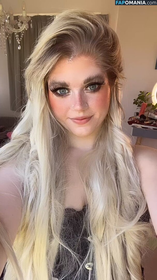 Marina Joyce / marinamewmeow Nu OnlyFans  Foto vazada #6