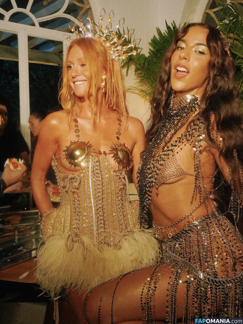 Marina Sena / amarinasena / vic_do_only Nu OnlyFans  Foto vazada #359