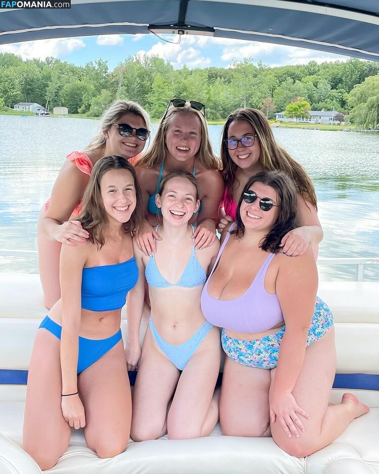 Maura / maurahiggins / pennyliciouss Nu OnlyFans  Foto vazada #8