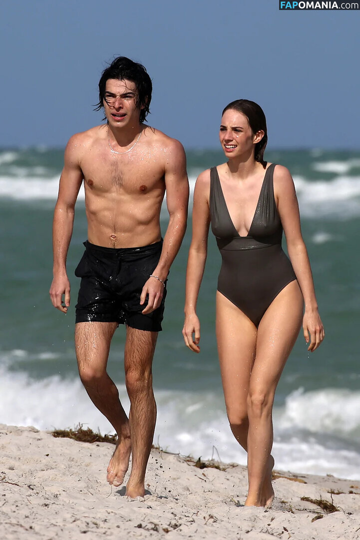 Maya Hawke / maya_hawke / neohawk2 Nu OnlyFans  Foto vazada #456