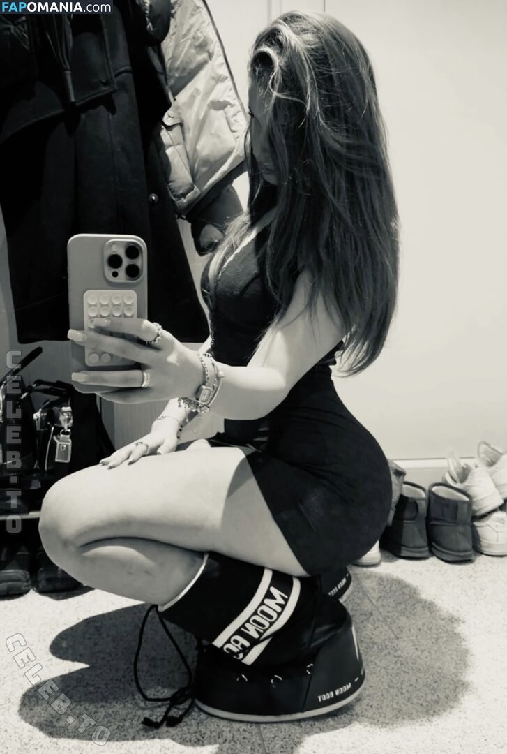 mayaa.zr / mayaa.zrr Nu OnlyFans  Foto vazada #14