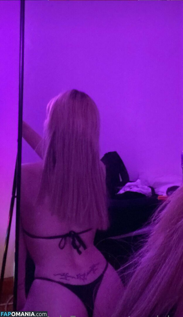 mayinha / xmayinha Nu OnlyFans  Foto vazada #4