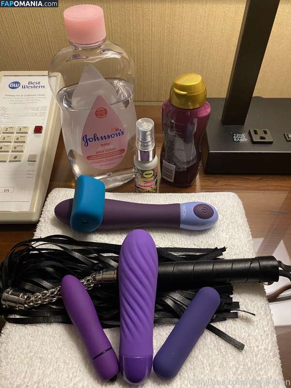 devilkittenfree / https: / mazikeen / ravioliolioli._ Nu OnlyFans  Foto vazada #2