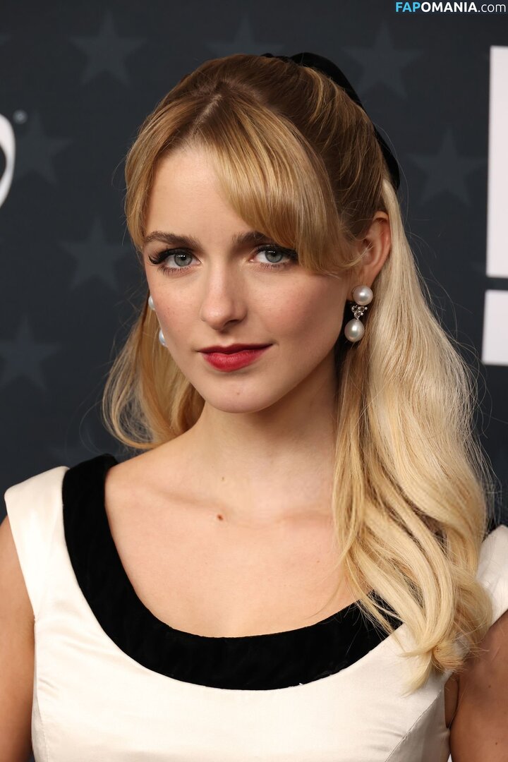 Mckenna Grace / mckennagrace / mckennagraceful Nu OnlyFans  Foto vazada #180