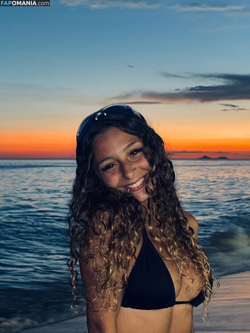 MD Julie / md.julieaft Nu OnlyFans  Foto vazada #10