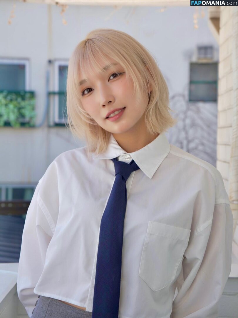 Mea Shimotsuki / https: / melomea030 Nu OnlyFans  Foto vazada #1