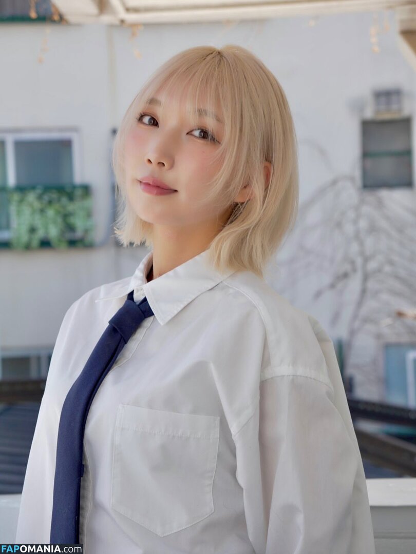 Mea Shimotsuki / https: / melomea030 Nu OnlyFans  Foto vazada #2