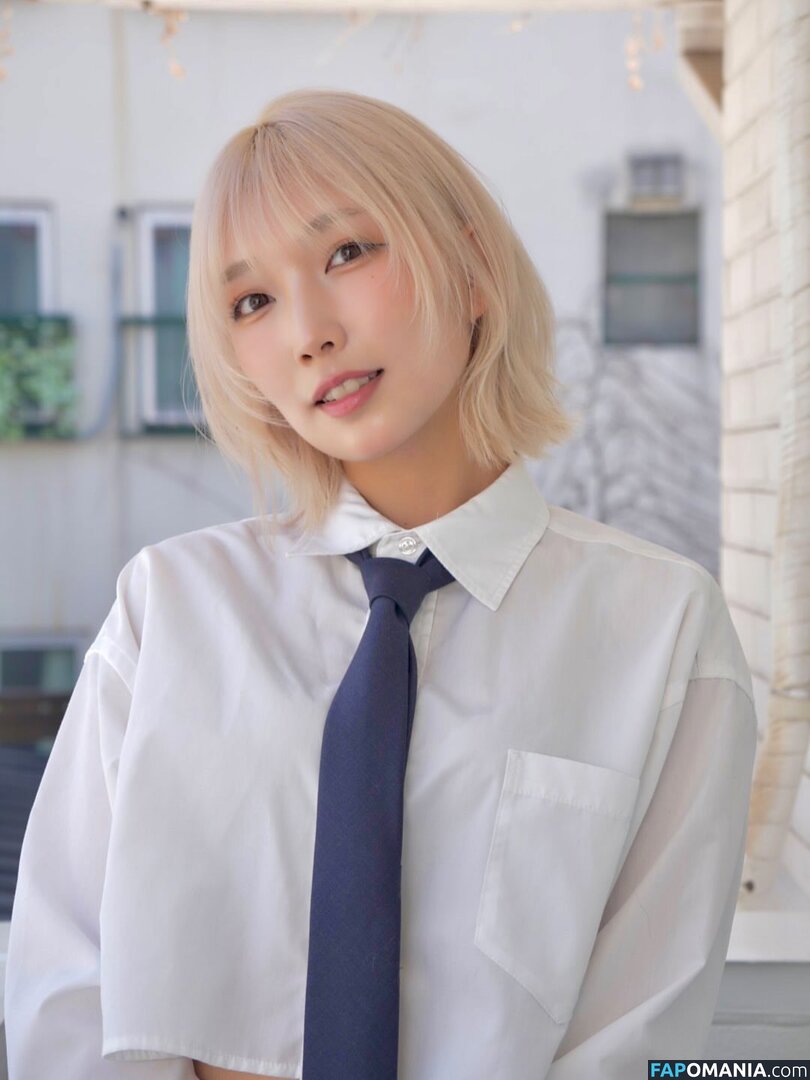 Mea Shimotsuki / https: / melomea030 Nu OnlyFans  Foto vazada #4