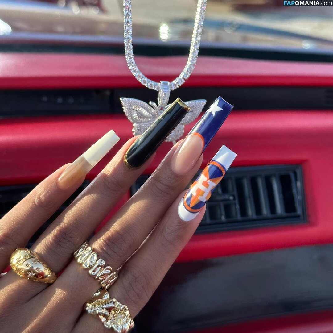 Megan Thee Stallion / megsss_91 / theestallion Nu OnlyFans  Foto vazada #47