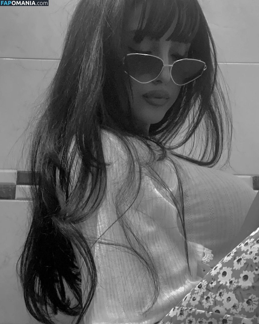 _mi.mi.ta.3116_ / _mi.mi.ta_ / _mimitaa_2 / mi.mi.ta07 / mi.mi.ta_3 / mimita2 Nu OnlyFans  Foto vazada #3