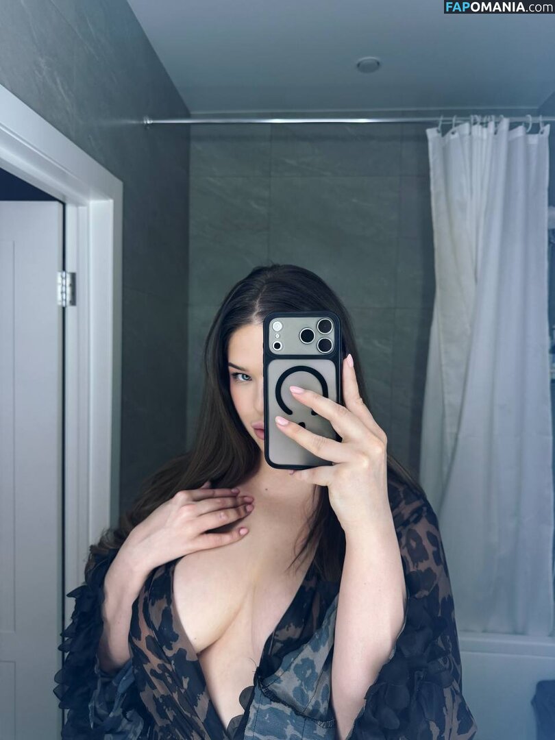 mi.saifutdinova / mi_saifutdinova / Мила Сайфутдинова Nu OnlyFans  Foto vazada #4