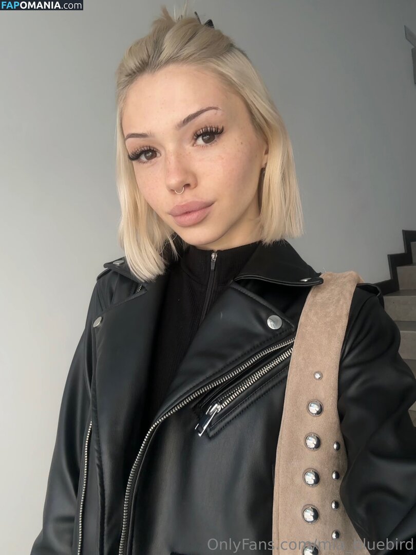 _iam_bluebird_ / mia_bluebird Nu OnlyFans  Foto vazada #1