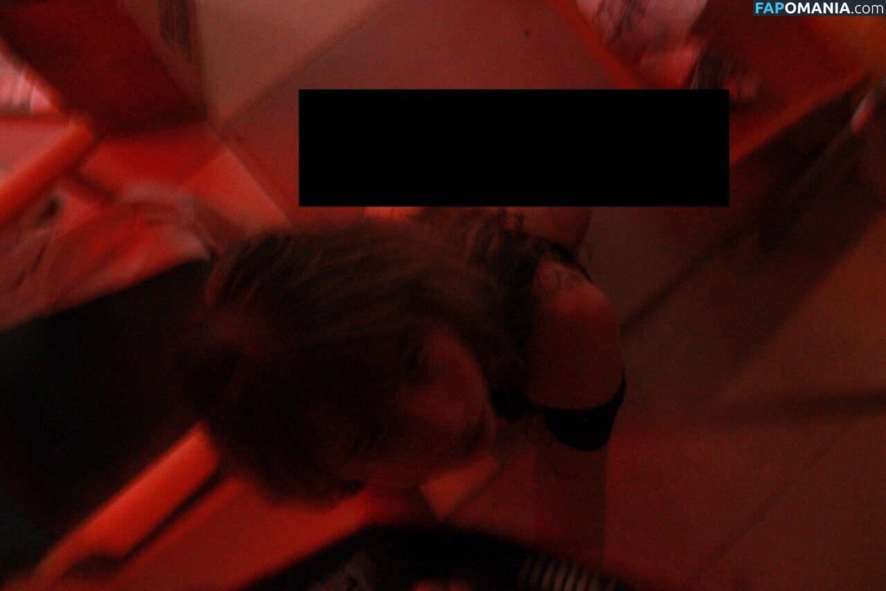 Mia Kerin / miakerin Nu OnlyFans  Foto vazada #136