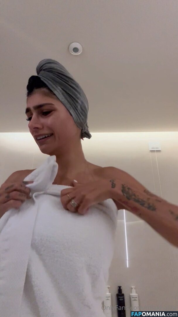Mia Khalifa / miakhalifa Nu OnlyFans  Foto vazada #87