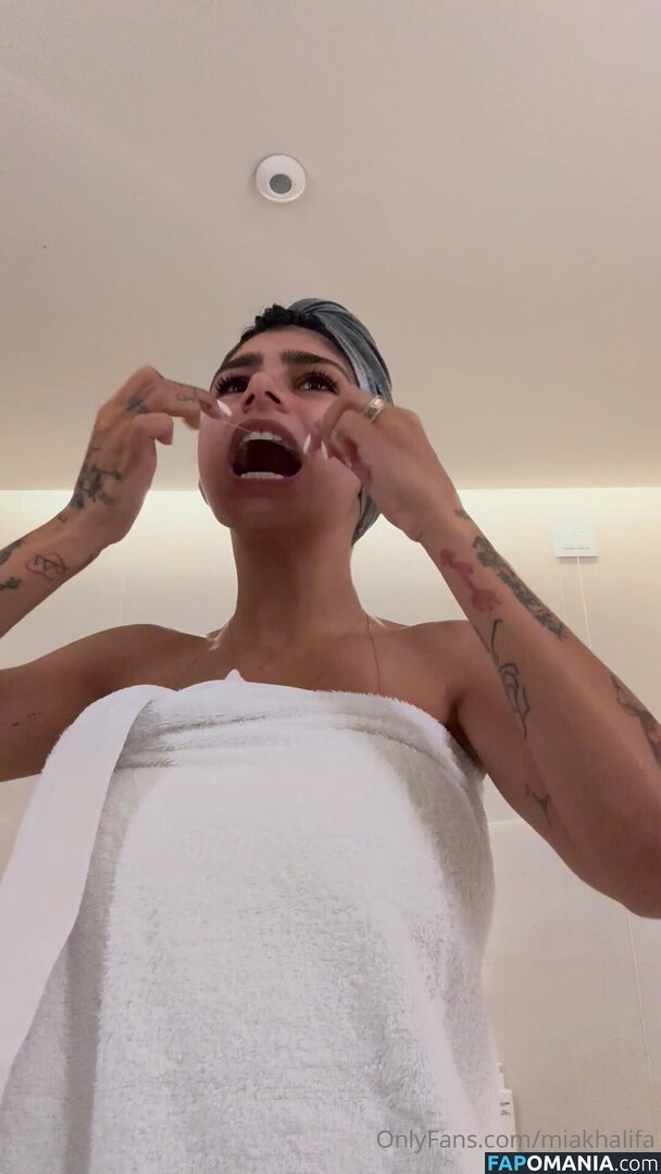 Mia Khalifa / miakhalifa Nu OnlyFans  Foto vazada #88