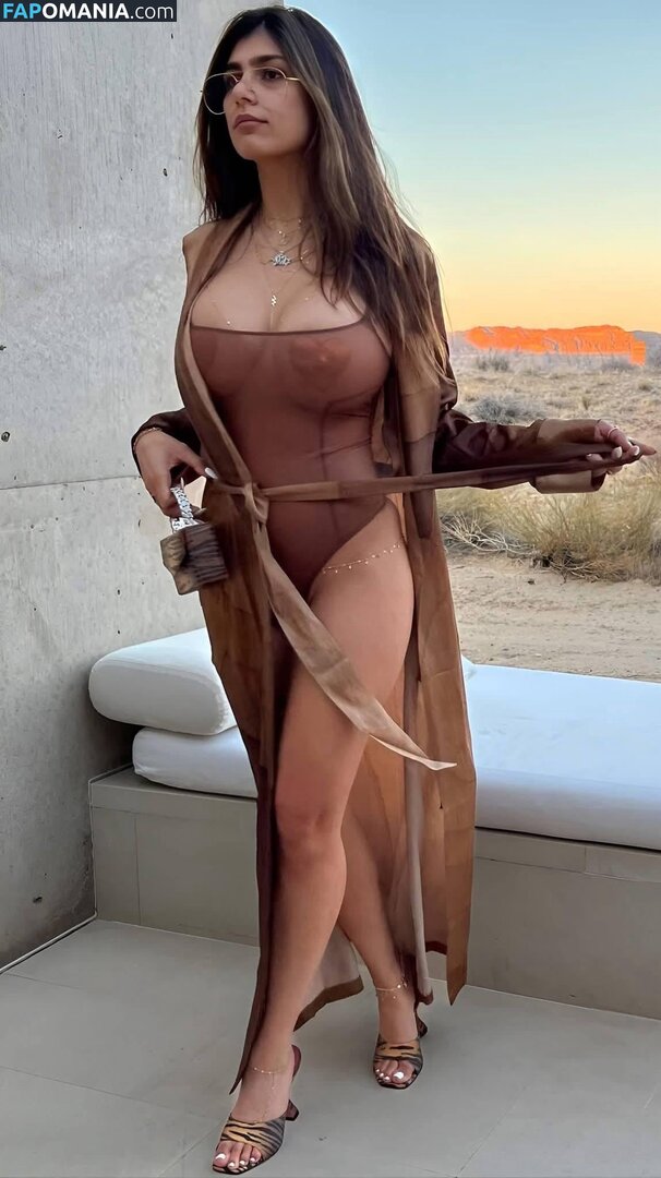 Mia Khalifa / https: / miakhalifa Nu OnlyFans  Foto vazada #106