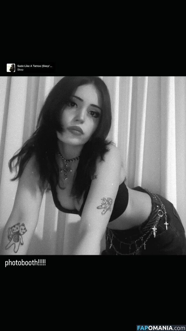 Mia Rodriguez / mia.rodriguez.z.z / miaaarodriguezzz / miarodriguezfeet Nu OnlyFans  Foto vazada #35