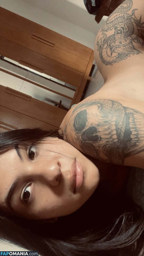 Mia Hot / Mia Hot Prive / miahotprive / miatransex / miatransexy / realmiagold Nu OnlyFans  Foto vazada #5
