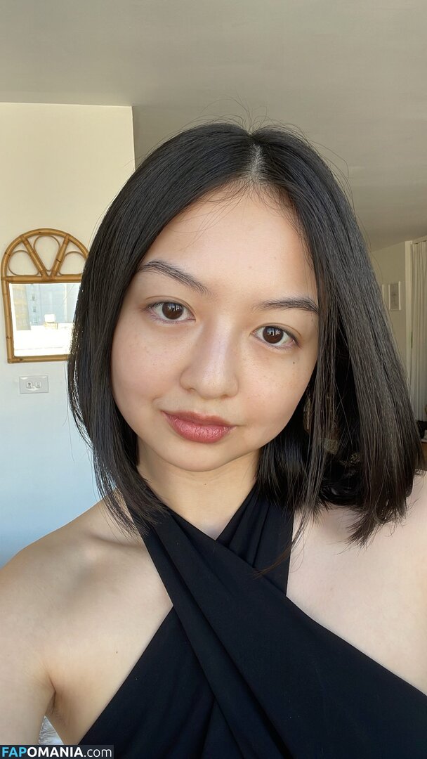 Michaela Zee / michaelazee / sheismichaela Nu OnlyFans  Foto vazada #20