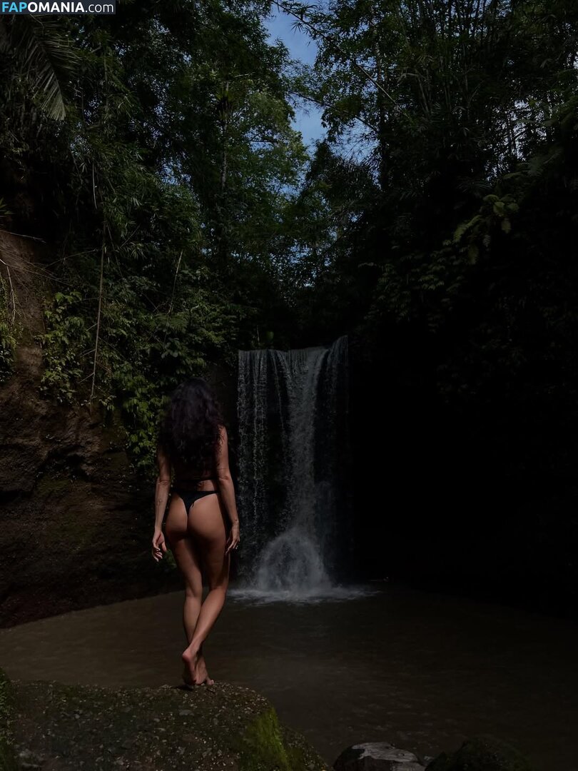 Michelle Andrade / https: / mish_andrade / mishvirmish Nu OnlyFans  Foto vazada #16