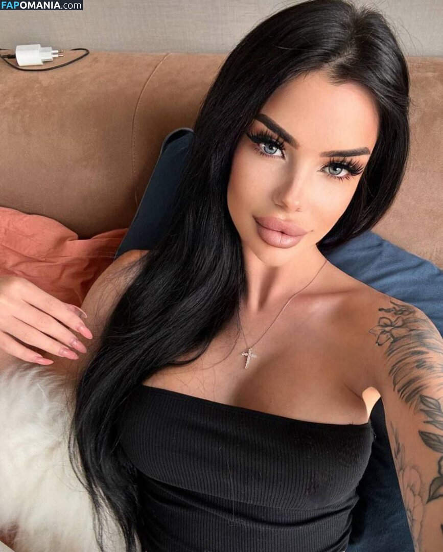 michelle6_9 / michelle_6.9 Nu OnlyFans  Foto vazada #1